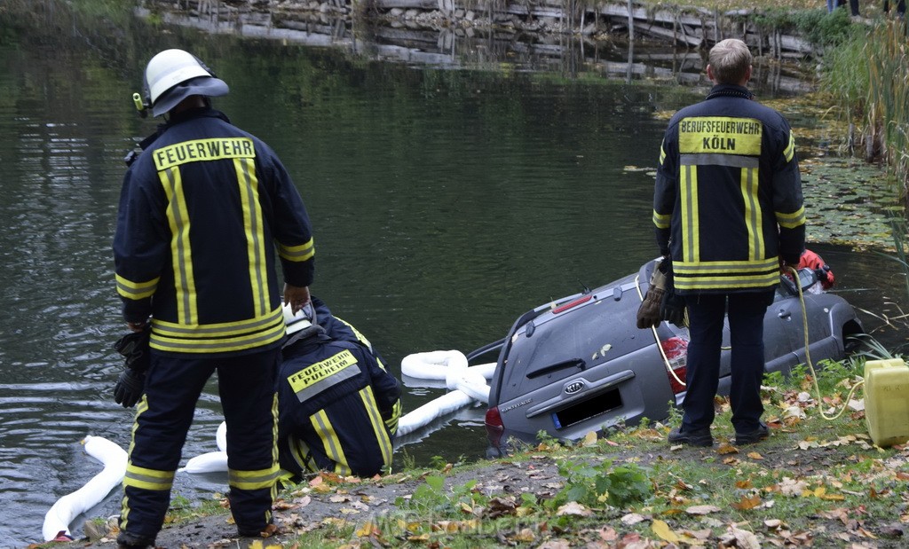 Einsatz BF Koeln PKW im See Koeln Esch P022.JPG - Miklos Laubert